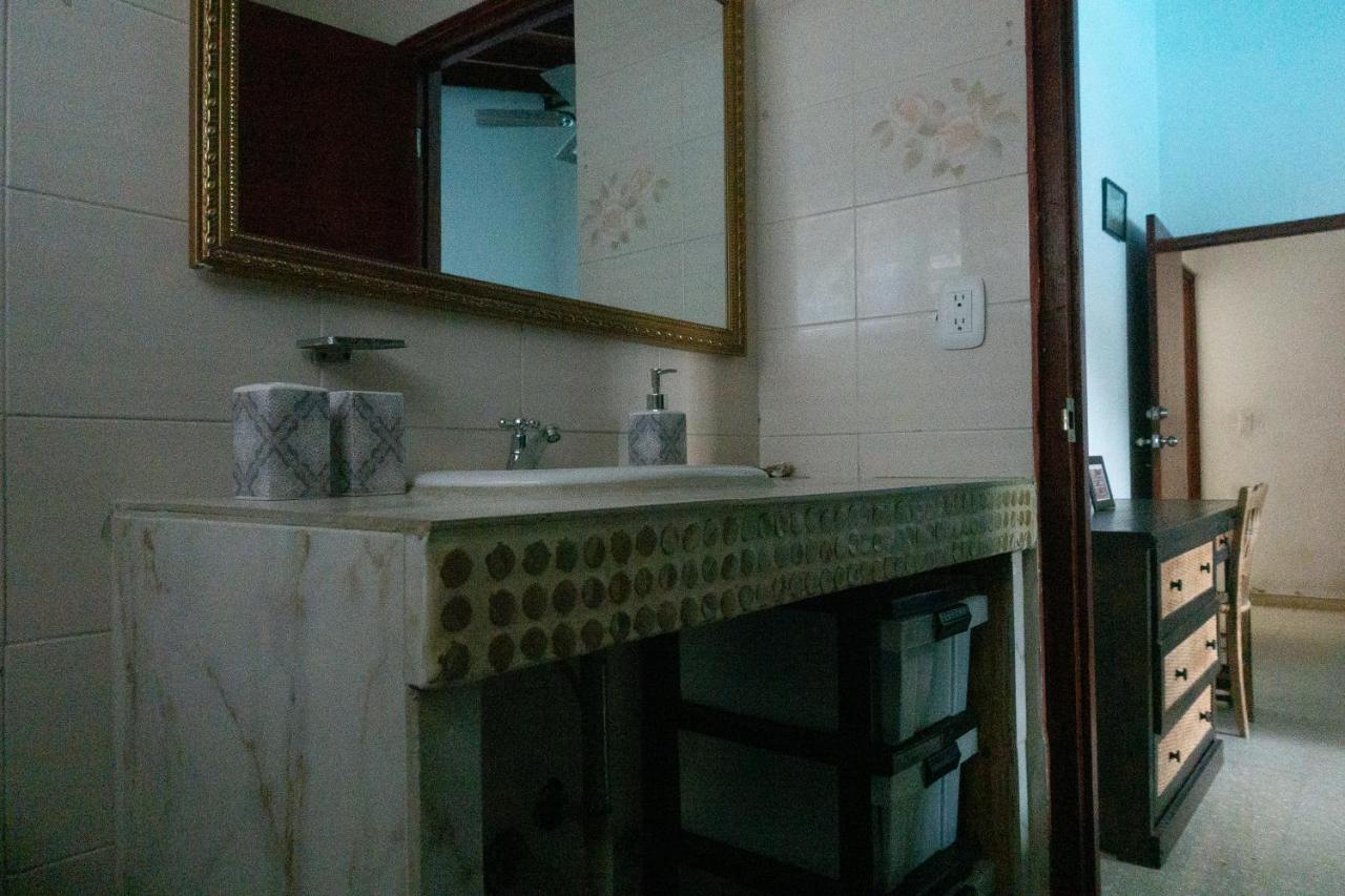 פלאייה בלאנקה The Corner Hostel מראה חיצוני תמונה