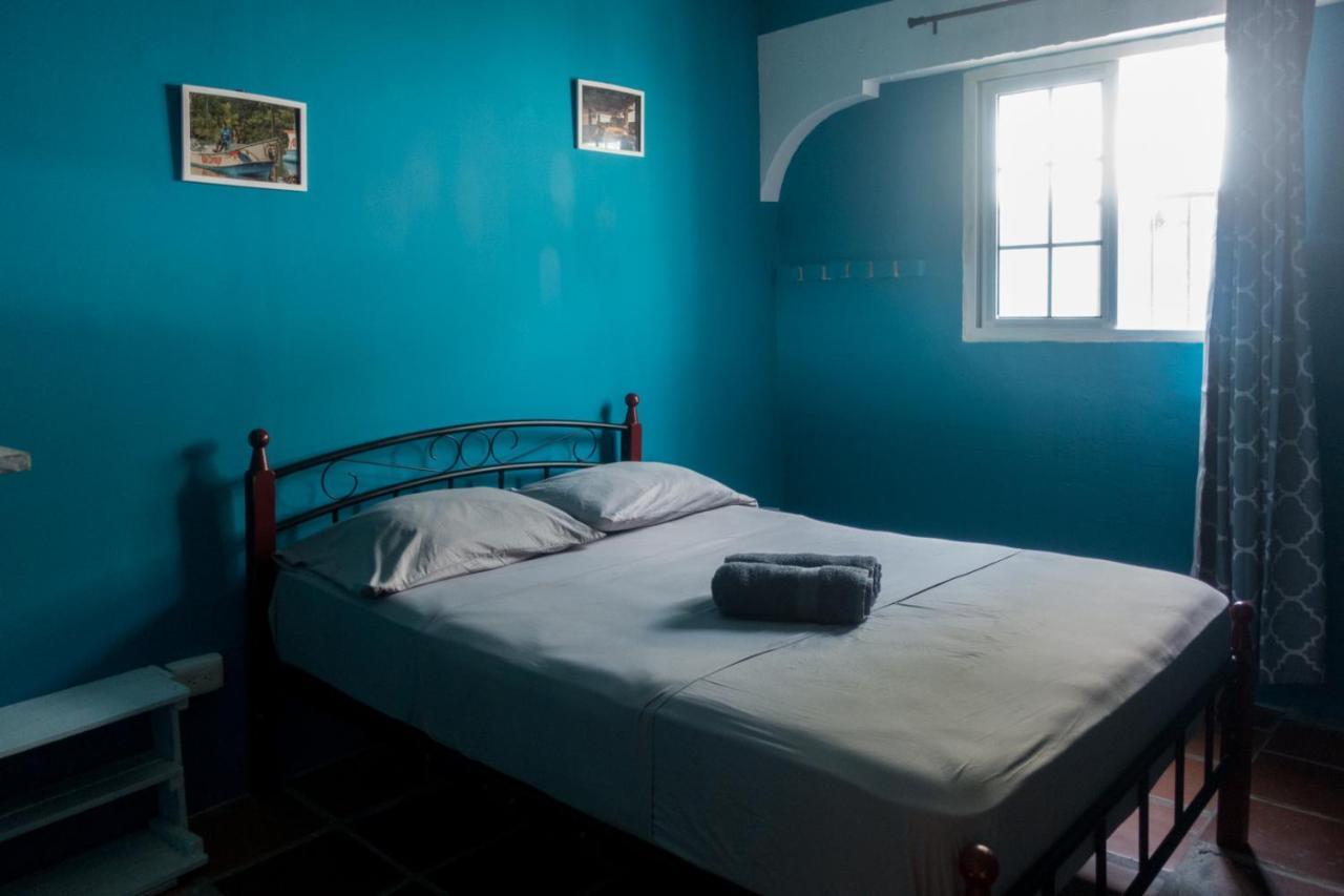 פלאייה בלאנקה The Corner Hostel מראה חיצוני תמונה