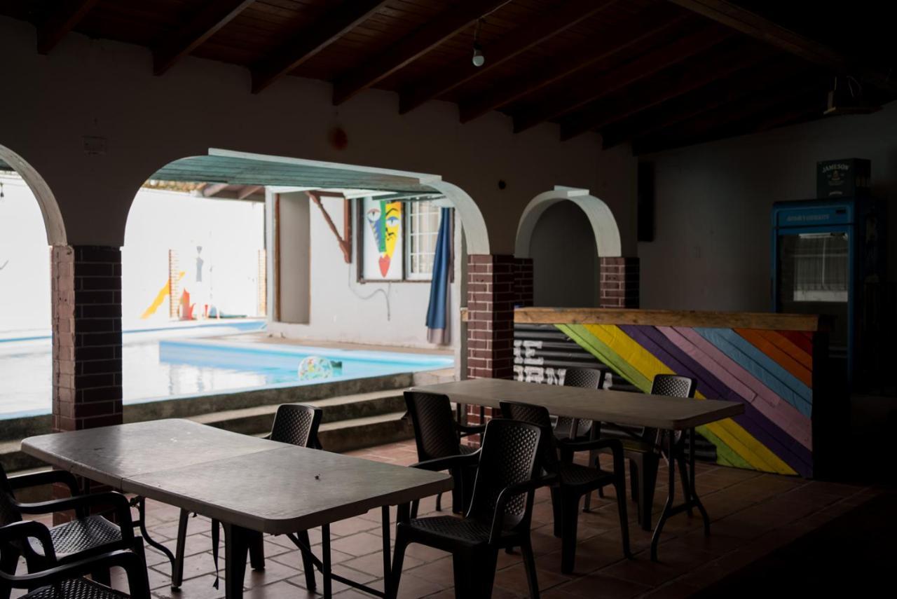 פלאייה בלאנקה The Corner Hostel מראה חיצוני תמונה
