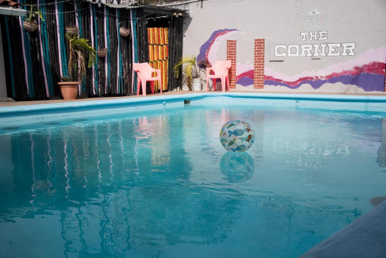 פלאייה בלאנקה The Corner Hostel מראה חיצוני תמונה